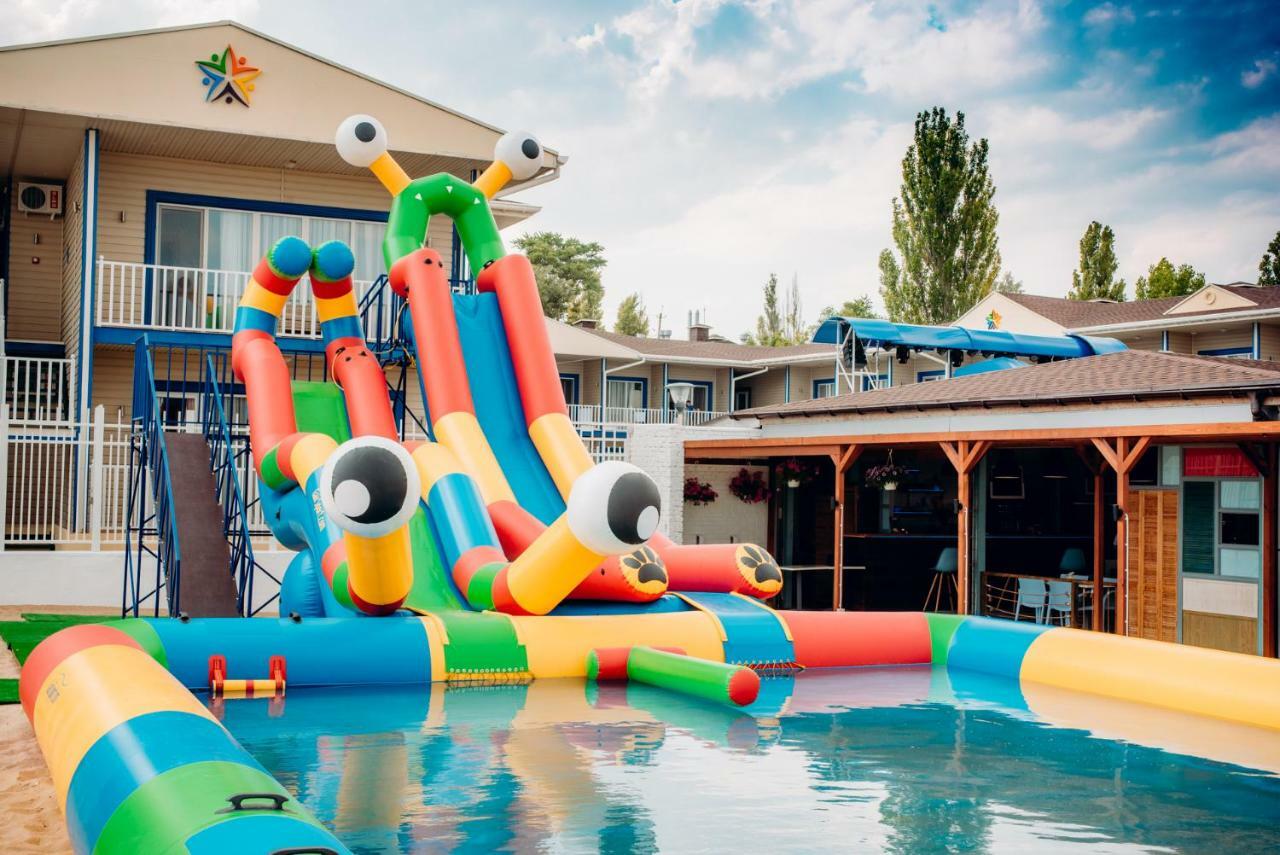 Star Time Family Hotel Resort Gribovka Luaran gambar